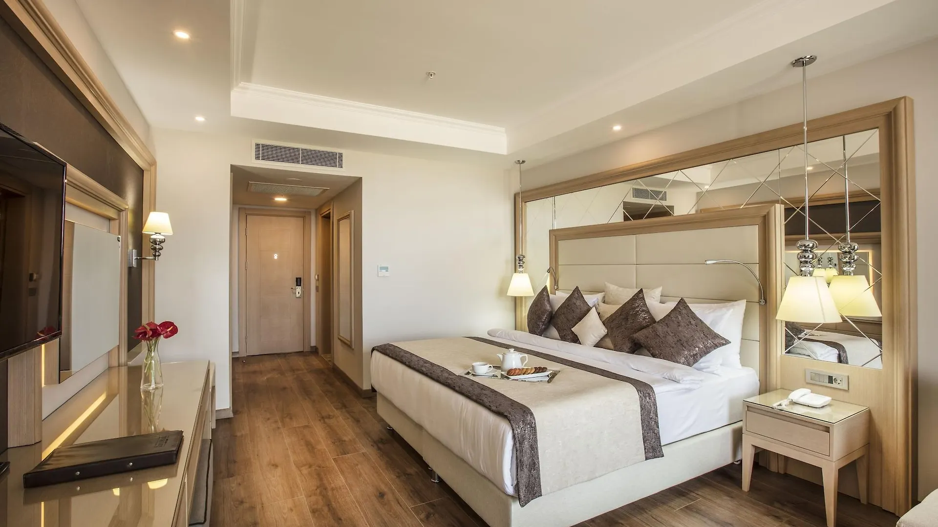 Korumar Ephesus Beach & Spa Resort Kusadasi 5*,