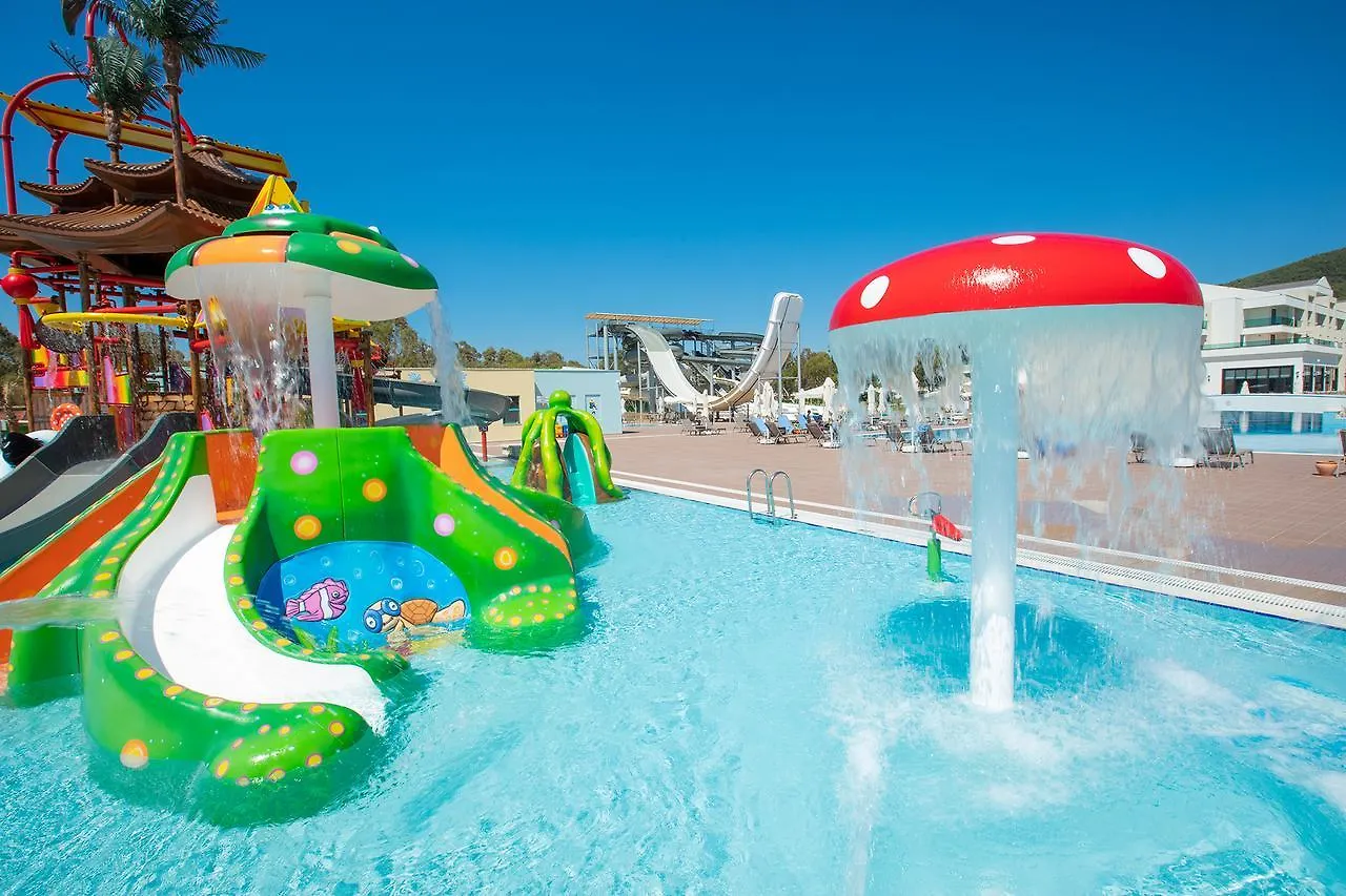 Korumar Ephesus Beach & Spa Resort Kusadasi 5*,