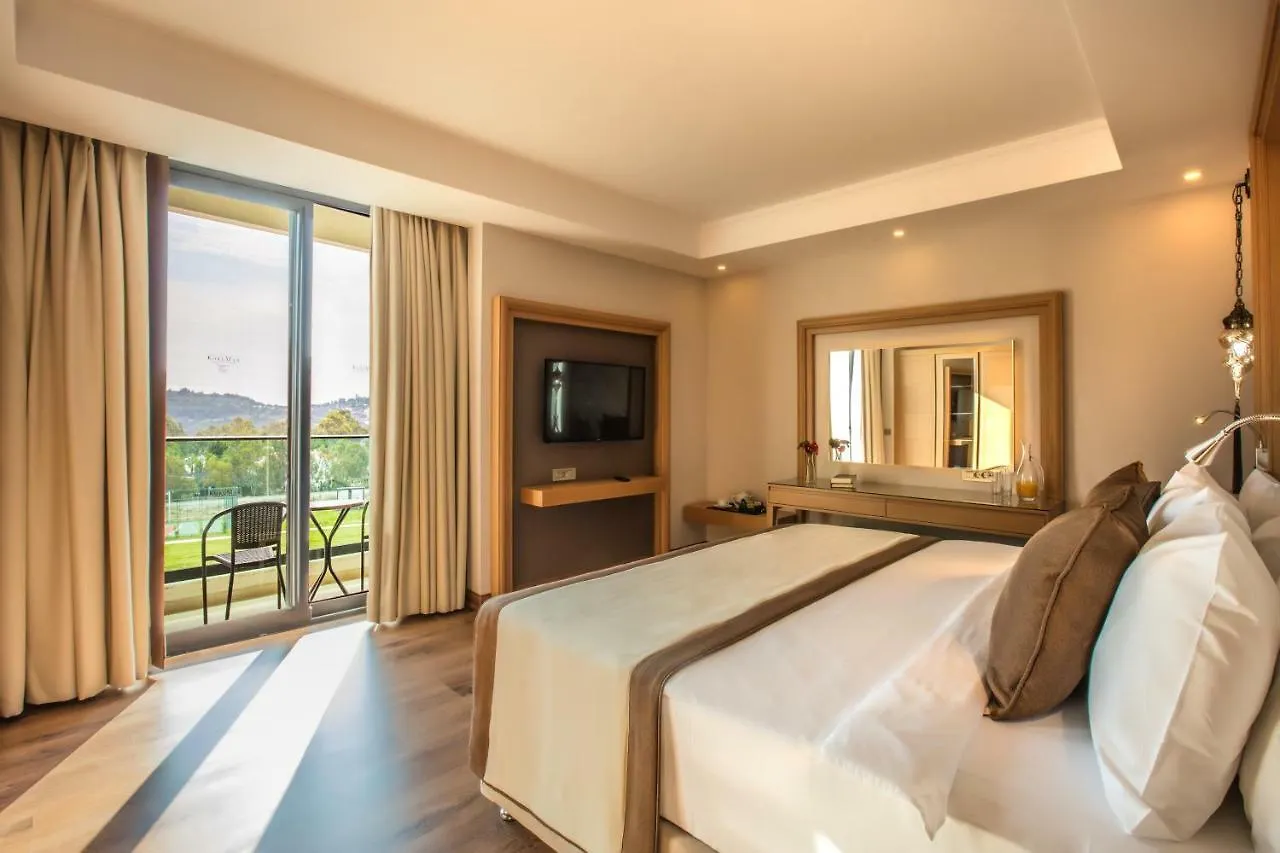 Korumar Ephesus Beach & Spa Resort Kusadasi 5*,